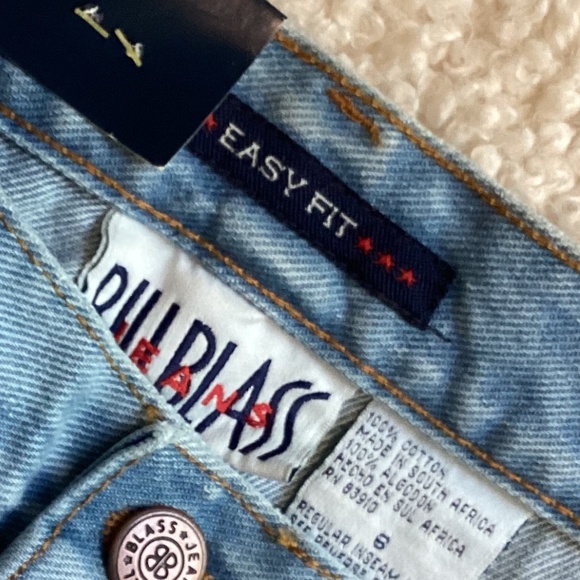 NWT* Vintage * Bill Blass Easy Fit High Rise 100% Cotton Jeans* Size 6 - Picture 3 of 5